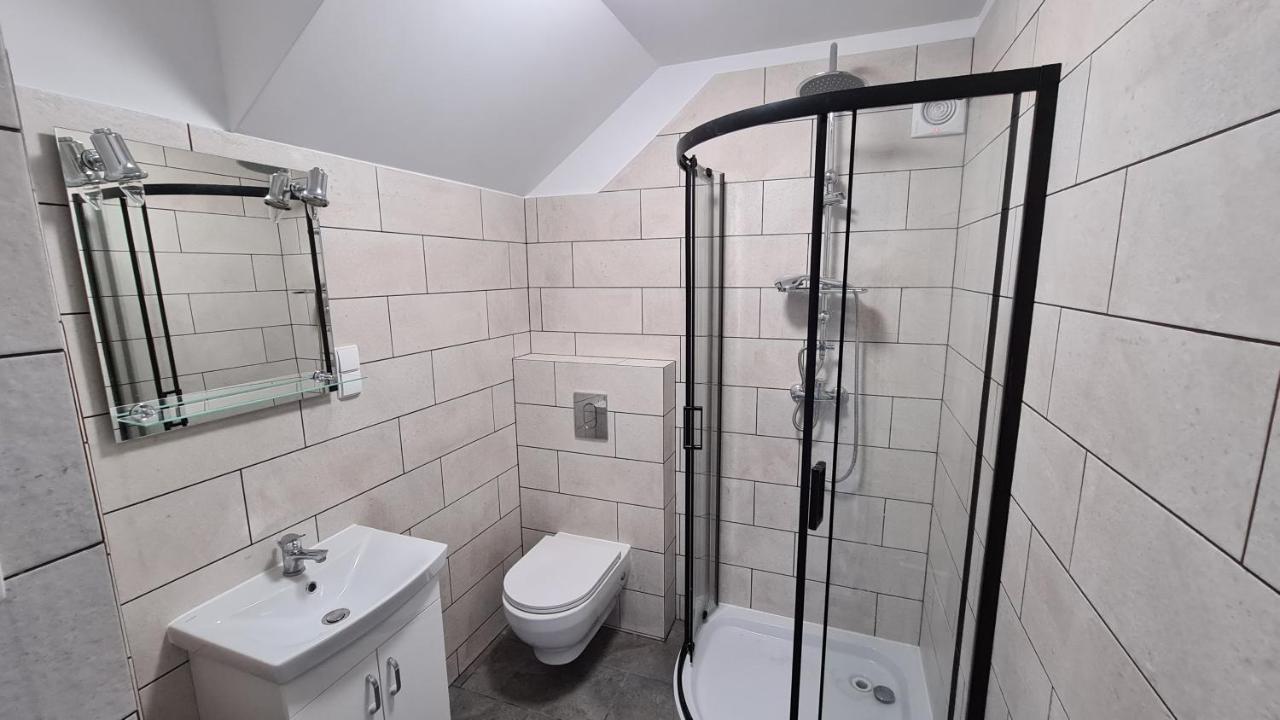 Urocze Apartamenty Na Wsi Goledzinow المظهر الخارجي الصورة