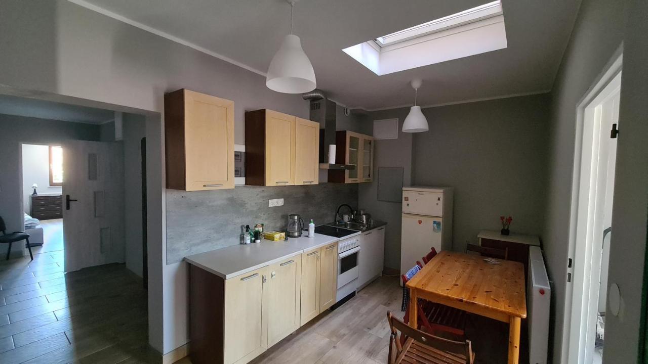 Urocze Apartamenty Na Wsi Goledzinow المظهر الخارجي الصورة