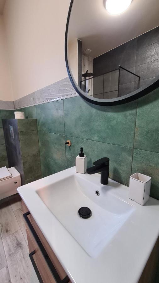 Urocze Apartamenty Na Wsi Goledzinow المظهر الخارجي الصورة